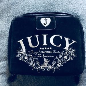 💜Juicy Couture Velvet Computer case